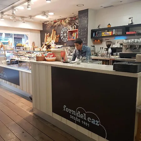 Break Bcn - & Coffeebar Гостевой дом