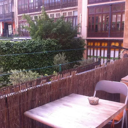 Break Bcn - & Coffeebar Гостевой дом